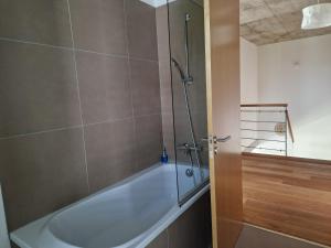 Wonderful cozy apartment very well located