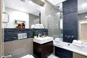 Luxury Kensington Mews - Stylish 2-Bed House