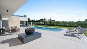 Villa Asmoa by Villas Guide