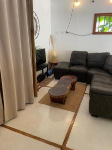 Casa Joy - 3 Apartment Villa in the Hills of Santa Teresa