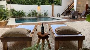 Casa Joy - 3 Apartment Villa in the Hills of Santa Teresa