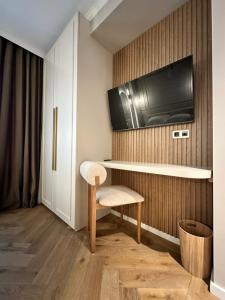 Mountain Pine Luxury Suites