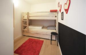 3 Bedroom Nice Apartment In Oostende