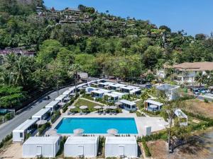 Nomad Cabin — Beach Access, Pool & Breakfast