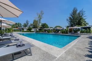 Nomad Cabin — Beach Access, Pool & Breakfast