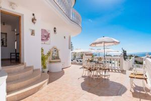 Sea View Villa of Angels 8BR Luxury Estate with Pool Jacuzzi & Terraces Ref 20