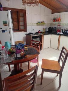 Casa na natureza com estacionamento no Rio Tavares