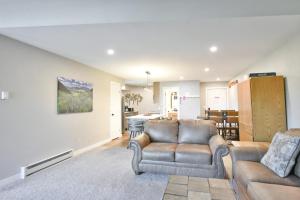 Sundowner II Timberline Condo: Ski-In, Walk To Town