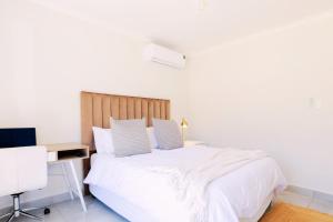 Tuscan Flatlet at 13 Olives Estate