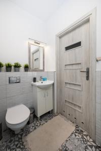 Mielczarskiego 16 Residence Studios by BookingHost