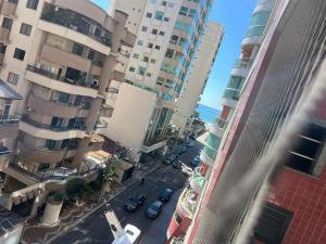 Apartamento amplo e completo a menos de 100m da praia Meia Praia, Itapema SC