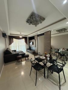 Apto Cabo Frio >Confortável - cAr, Wi-Fi, Garagem