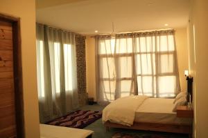 Hobo Hostel