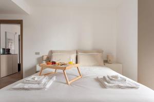 Luxury with Gym near CityLife Metro Portello