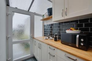 2 Bed in Mumbles oc-hh1201