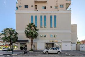 Aptos em condomínio a apenas 550 metros da Praia do Perequê ETPs