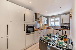 3 Bed in Whitby oc-f29650