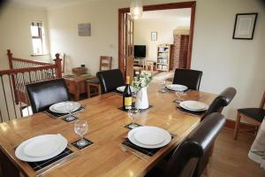 4 Bed in Gower oc-hh151