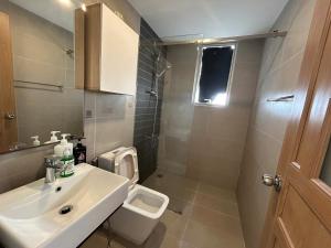 Sunrise City View Apartment , near Lotte Mart