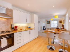 2 Bed in Appledore 86906