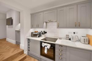 WhiskAwayHomes - Sebright Avenue - Luxury home