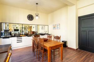 Art Deco City Gem in the Heart of Capetown