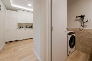 Real encanto para 8, al pie de Plaza España