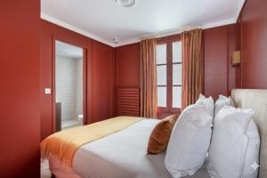 Suite Tour Eiffel 1 Bedroom