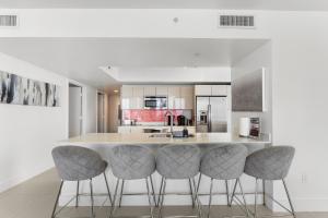 Spacious Luxury Apartment at Beachwalk Resort with Ocean Views and Private Foyer