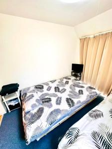 Tokyo Shinjuku Goose Goose Apart