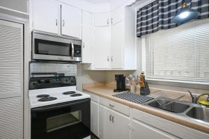 Charming 2 bedroom house in downtown Lexington