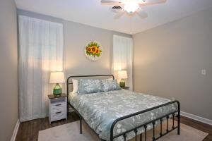 Charming 2 bedroom house in downtown Lexington