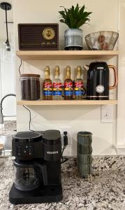 Modern 3 bedroom home downtown Forest city outstanding backyard, pet friendly