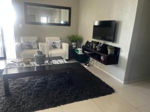 Aquarius Luxury Suites 406