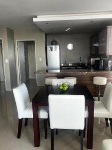 Aquarius Luxury Apartment 406