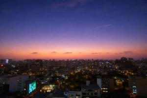 Modern Apartment with AC and Pool near Miraflores, Fast WiFi