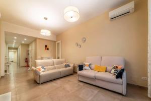 Nuovo e ampio appartamento vicino metropolitana