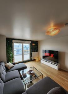 Penthouse 108 m2 - Terrasse & Parking - Paris Sud - Orly - Parc Expo