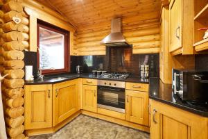 Host and Stay - Mystic Falls