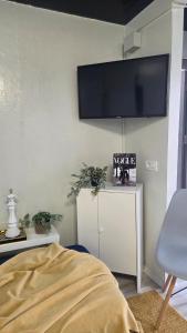 The HIDE - Dreamland