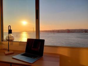 Flat in Cacilhas – Lisbon Stunning River Views