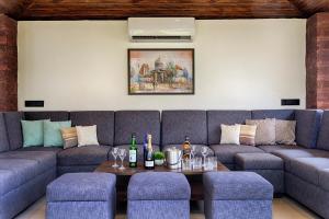 Bali Villa By Claro Stay- 6BR Pvt Pool Big Garden In Anjuna