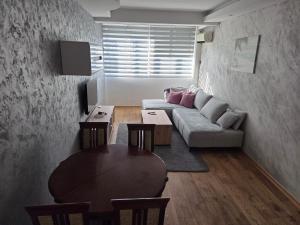 DUBLIN STAN na dan u MARŠALA TITA