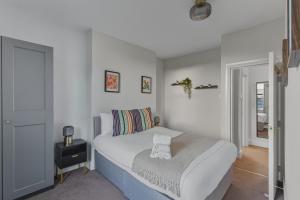 Comfortable Modern Apartment near Hammersmith