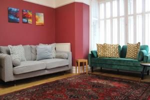 Sunnycroft - Hot tub hire available, fitness centre, free parking