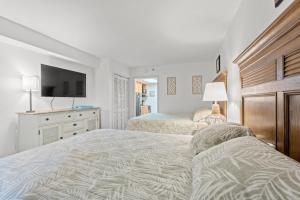 Compass Cove Unit 856 - Oceanfront Balcony