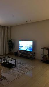 شقة فاخرة بغرفتين نوم وصالة