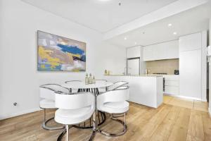 Wolli Creek Happy Home