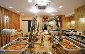 Hotel i Apartamenty Gorzelanny Dźwirzyno