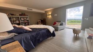 Appartement dans le magnifique Domaine Celestina hauteurs dOllioules, vue mer exceptionnelle